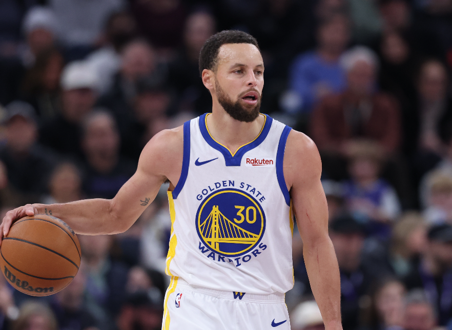 开云体育下载入口-勇士110-115不敌快船 球员评价:2人优秀,4人及格,7人低迷